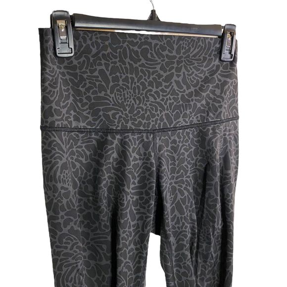 Lululemon High Waist Wunder Under Pants 30" Inseam Black Gray Floral Sz 6-flawed - Picture 4 of 8